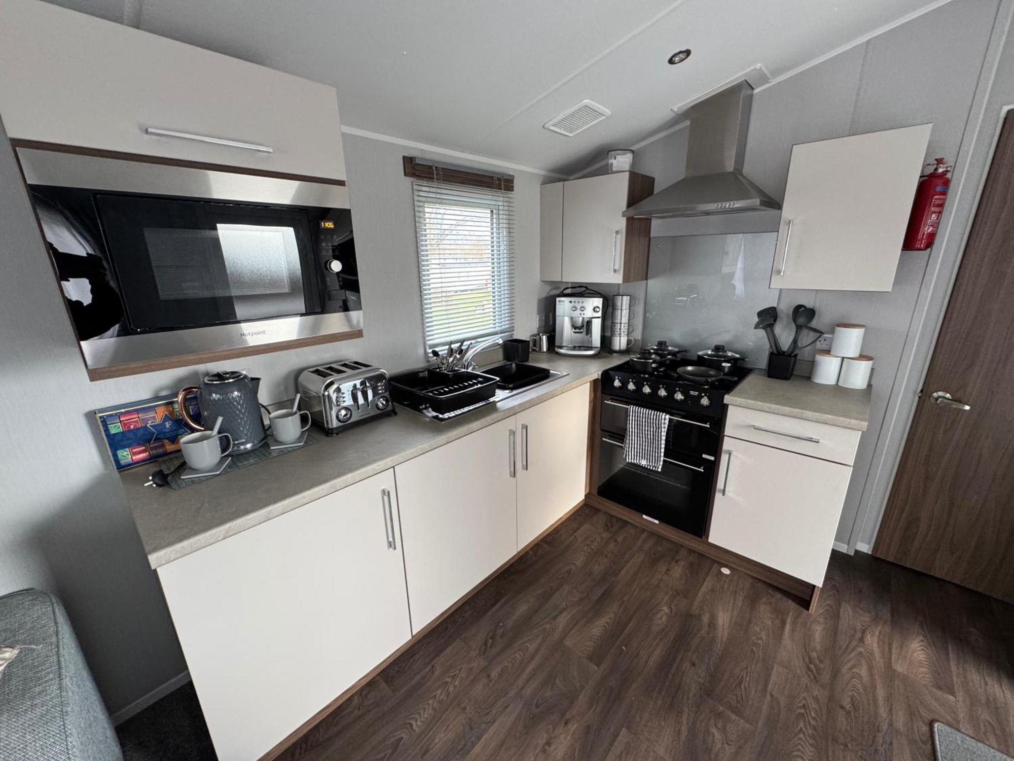 Haggerston Castle - Caravan - Sleeps 6 - Parking Бервик-апон-Твид