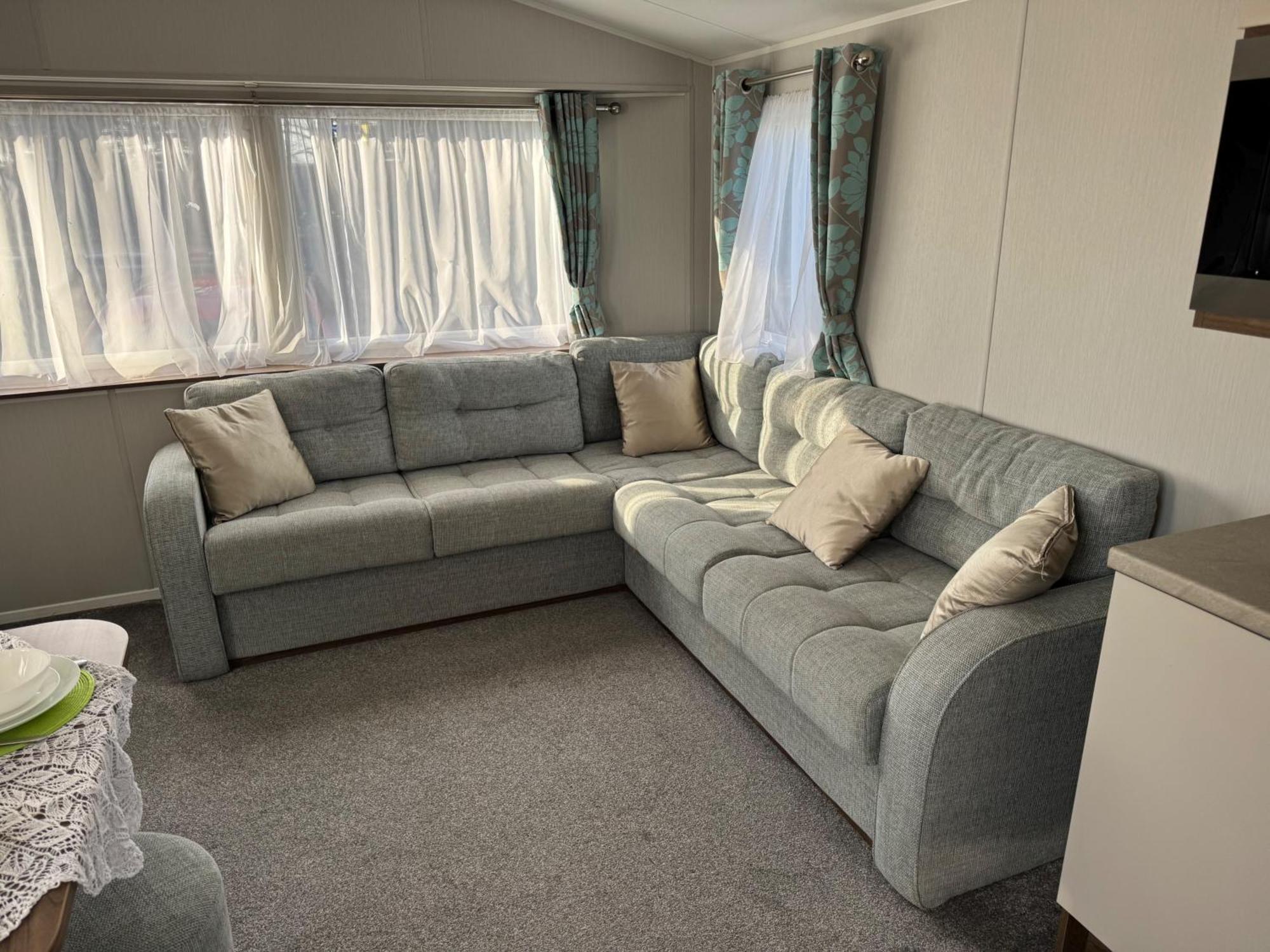 Апартаменты Haggerston Castle - Caravan - Sleeps 6 - Parking *